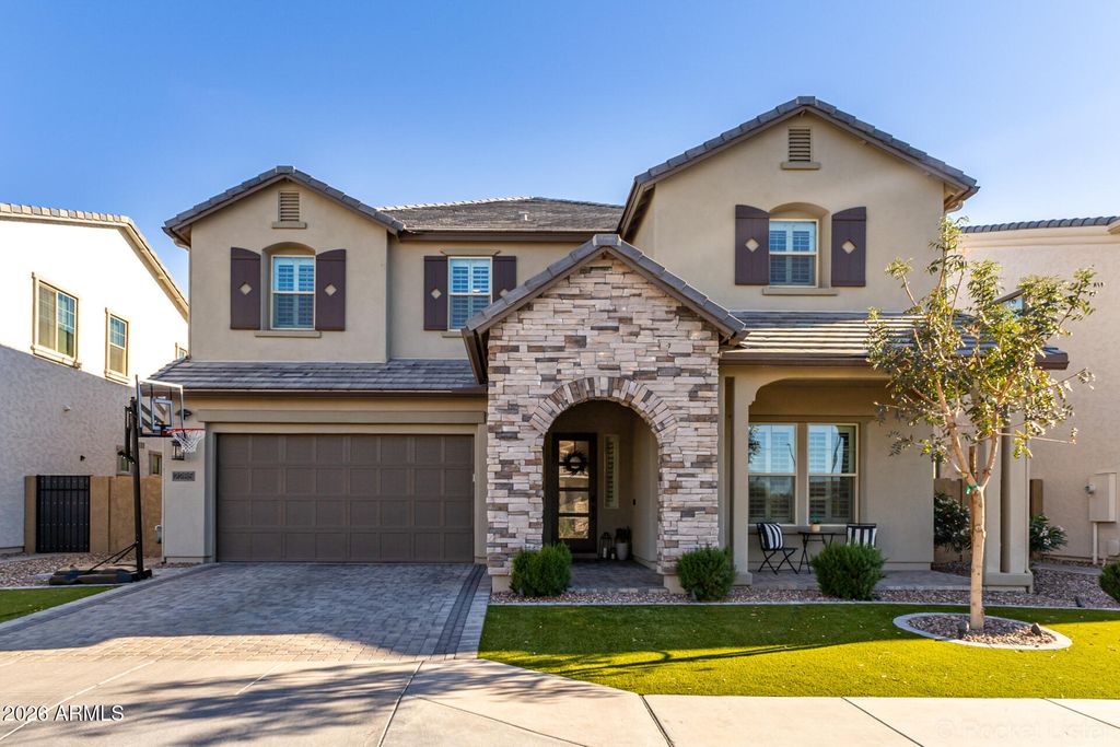 2285 E ATHENA Avenue, Gilbert, AZ 85297