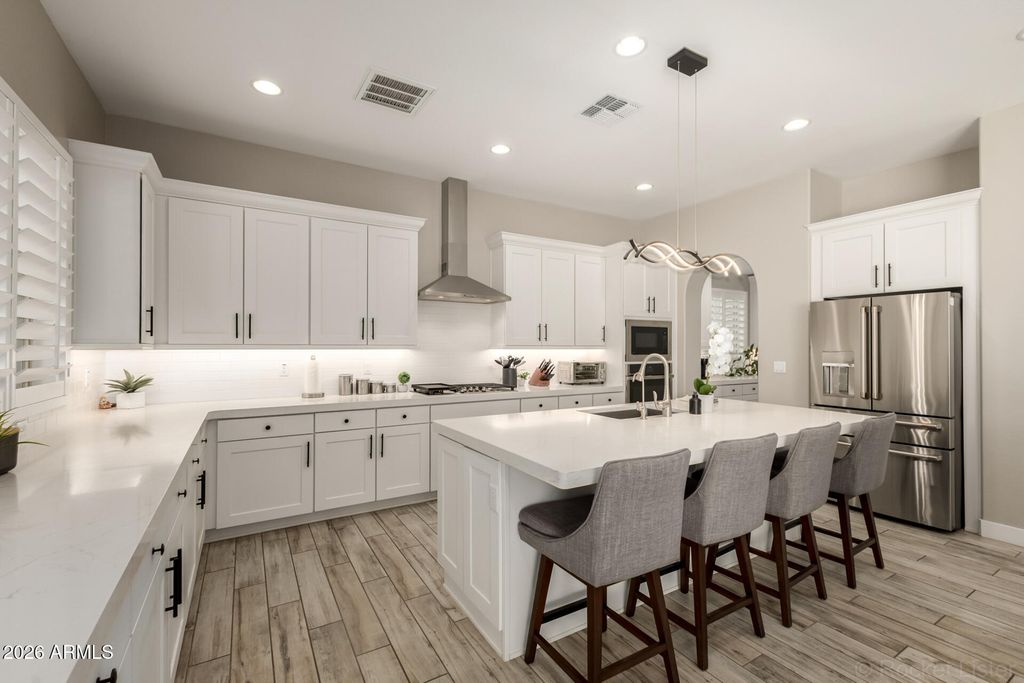 Image 10 of property listing at 2285 E ATHENA Avenue, Gilbert, AZ 85297