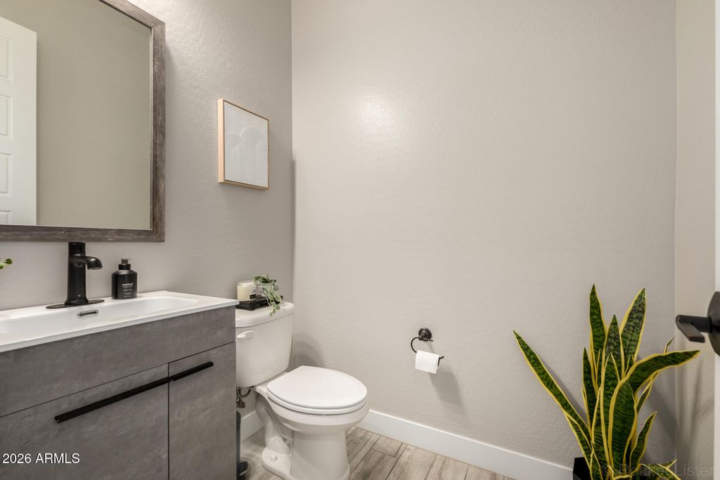 Image 16 of property listing at 2285 E ATHENA Avenue, Gilbert, AZ 85297