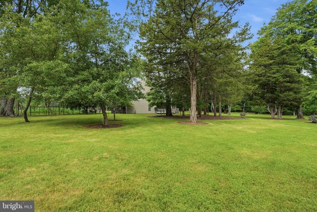 136 ROCKTOWN-LAMB RD, Lambertville, NJ 08530