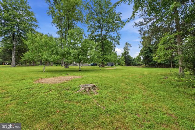 136 ROCKTOWN-LAMB RD, Lambertville, NJ 08530