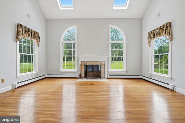 136 ROCKTOWN-LAMB RD, Lambertville, NJ 08530