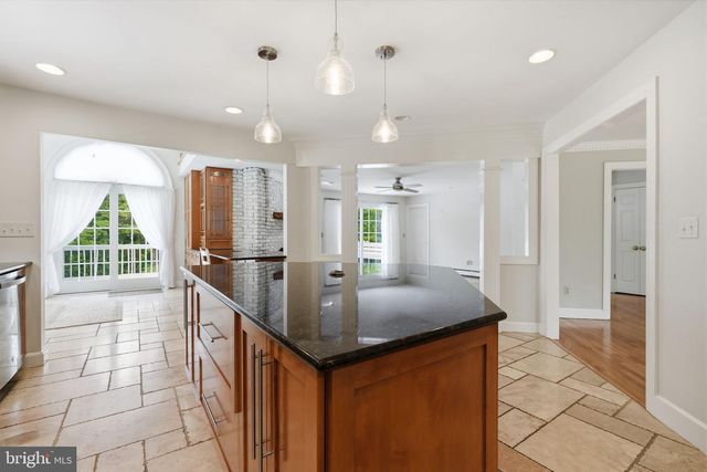 136 ROCKTOWN-LAMB RD, Lambertville, NJ 08530