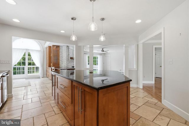 136 ROCKTOWN-LAMB RD, Lambertville, NJ 08530