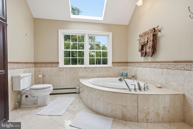 136 ROCKTOWN-LAMB RD, Lambertville, NJ 08530
