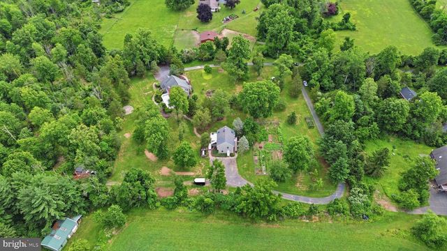136 ROCKTOWN-LAMB RD, Lambertville, NJ 08530