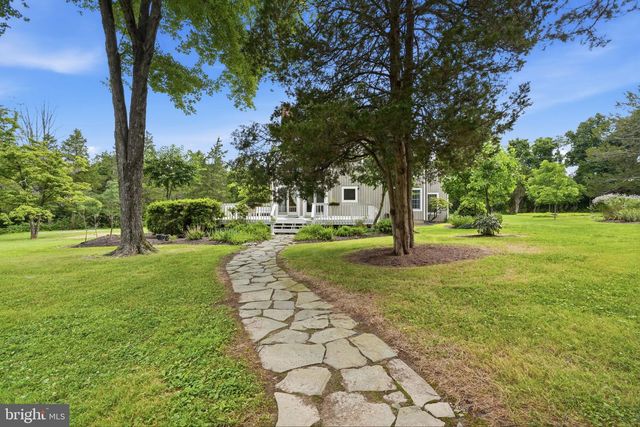 136 ROCKTOWN-LAMB RD, Lambertville, NJ 08530