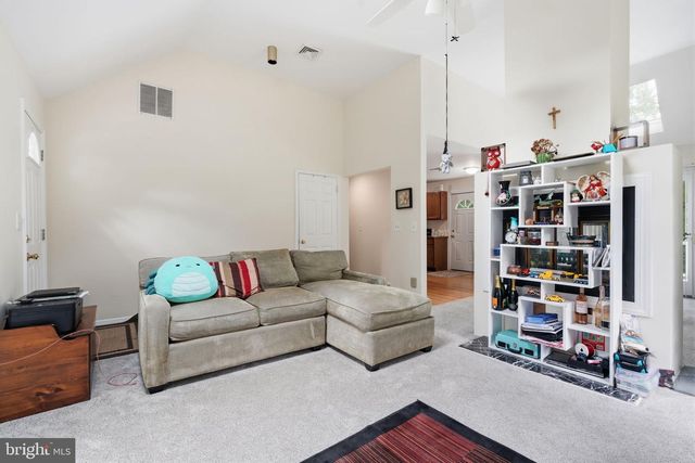 136 ROCKTOWN-LAMB RD, Lambertville, NJ 08530