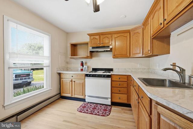 136 ROCKTOWN-LAMB RD, Lambertville, NJ 08530