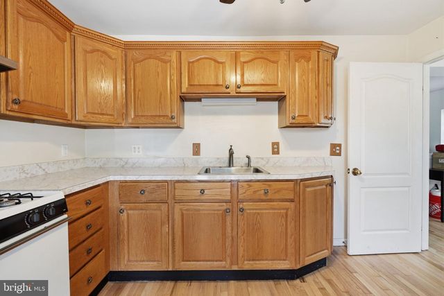 136 ROCKTOWN-LAMB RD, Lambertville, NJ 08530
