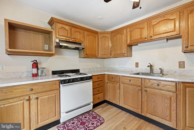 136 ROCKTOWN-LAMB RD, Lambertville, NJ 08530