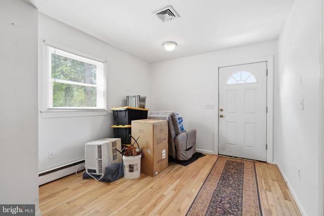 136 ROCKTOWN-LAMB RD, Lambertville, NJ 08530