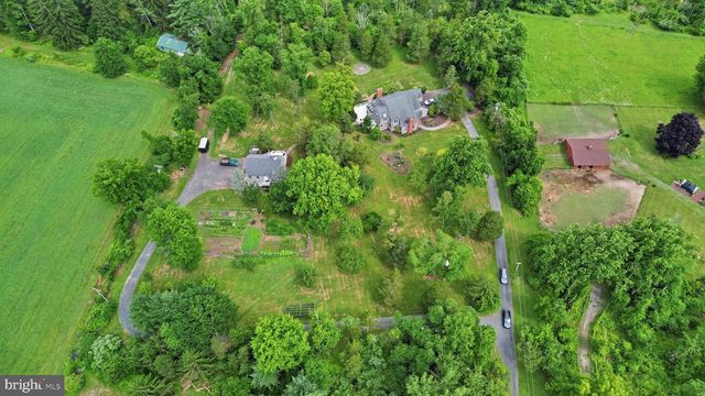 136 ROCKTOWN-LAMB RD, Lambertville, NJ 08530