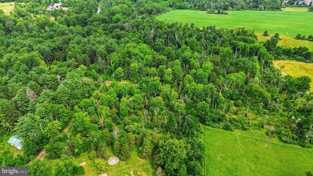 136 ROCKTOWN-LAMB RD, Lambertville, NJ 08530