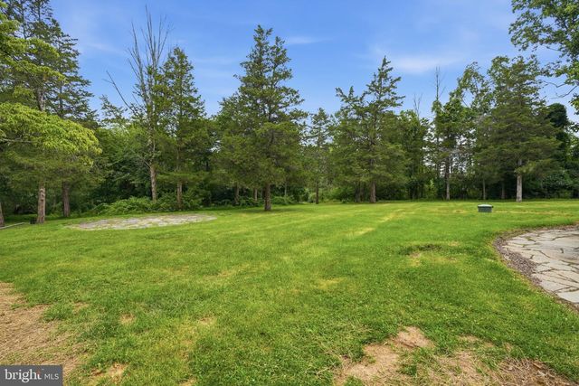 136 ROCKTOWN-LAMB RD, Lambertville, NJ 08530
