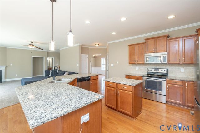 11255 Isadora Dr, Chesterfield, VA 23838