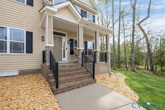 11255 Isadora Dr, Chesterfield, VA 23838