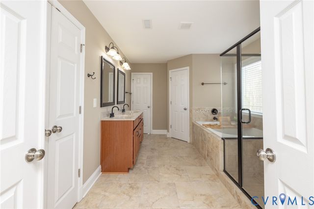 11255 Isadora Dr, Chesterfield, VA 23838