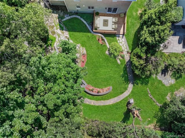 105 Huntley Drive, Ardsley, NY 10502