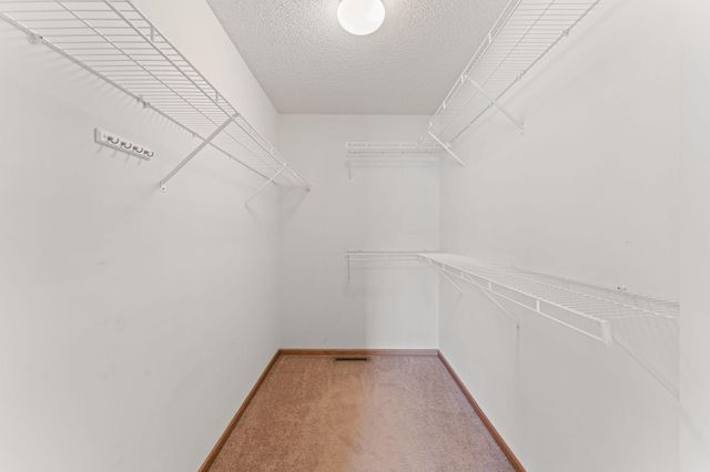 15816 Fleet Trail 237, Apple Valley, MN 55124