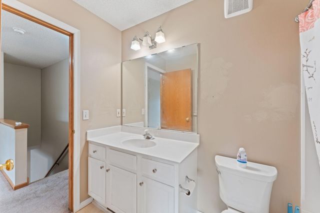 15816 Fleet Trail 237, Apple Valley, MN 55124