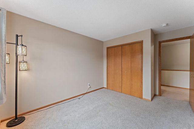 15816 Fleet Trail 237, Apple Valley, MN 55124