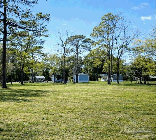 3339 Burns Ave, Pensacola, FL 32507