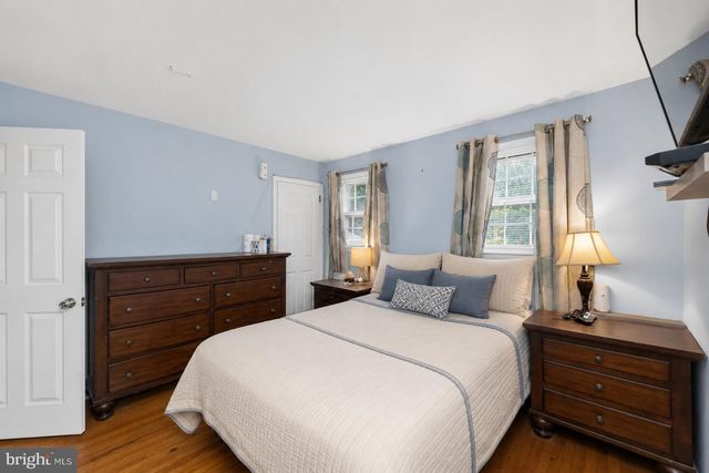 913 SEMINARY ST, Pennsburg, PA 18073