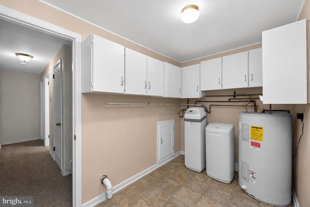 913 SEMINARY ST, Pennsburg, PA 18073