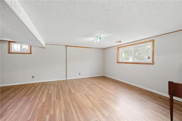 2409 SW 2nd Street Terrace, Blue Springs, MO 64014