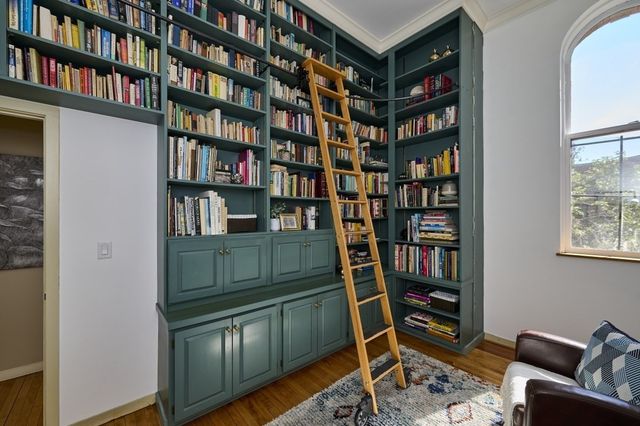 145 Saint Botolph St 24, Boston, MA 02115