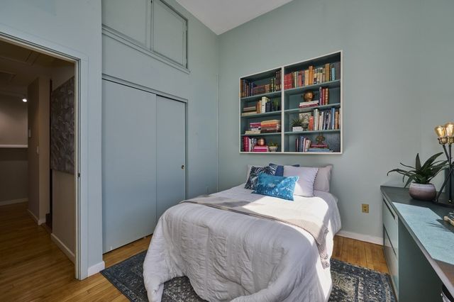 145 Saint Botolph St 24, Boston, MA 02115