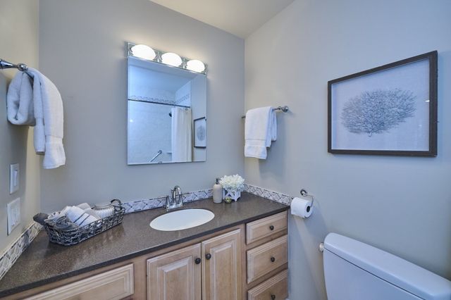 145 Saint Botolph St 24, Boston, MA 02115