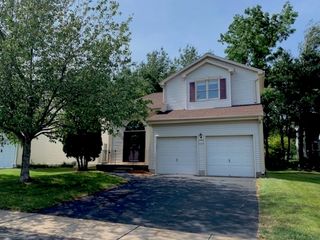 16 Ancient Highway, Newington, CT 06111