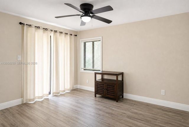 3208 Beacon St, Pompano Beach, FL 33062