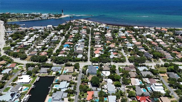 3208 Beacon St, Pompano Beach, FL 33062