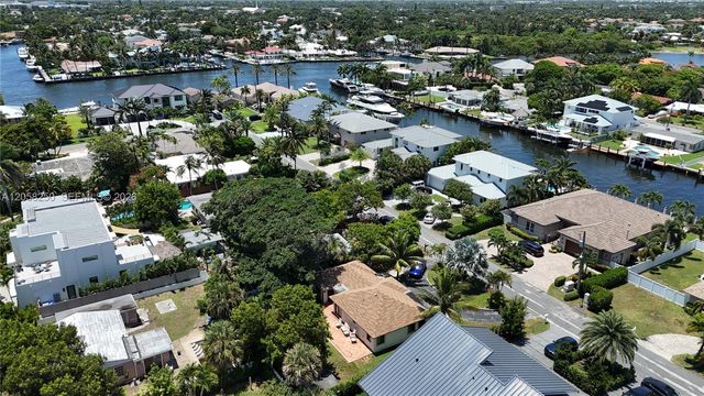 3208 Beacon St, Pompano Beach, FL 33062