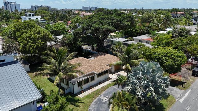 3208 Beacon St, Pompano Beach, FL 33062