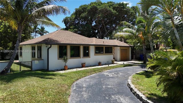 3208 Beacon St, Pompano Beach, FL 33062