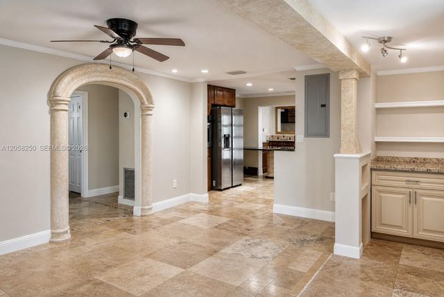 3208 Beacon St, Pompano Beach, FL 33062