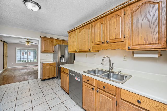 120 Trestlewood Drive, Summerville, SC 29486