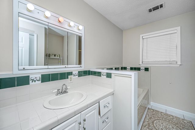 120 Trestlewood Drive, Summerville, SC 29486