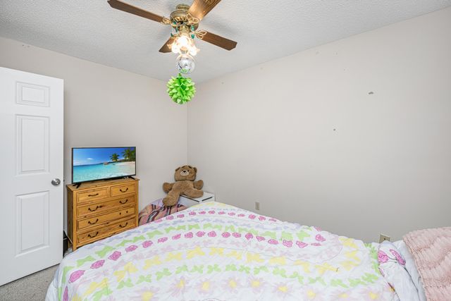 120 Trestlewood Drive, Summerville, SC 29486