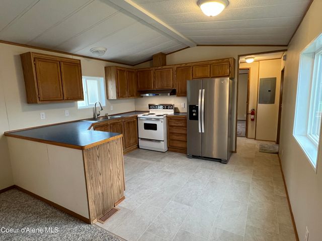 578 W Lake City Ln, Coeur D'alene, ID 83815