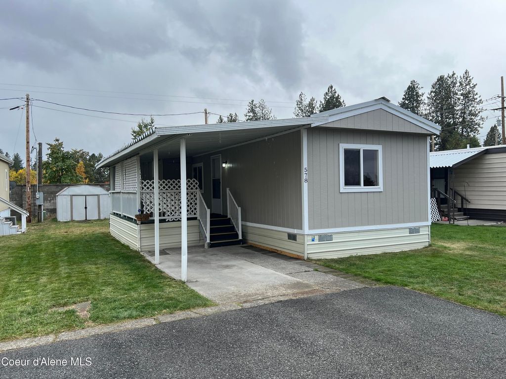 578 W Lake City Ln, Coeur D'alene, ID 83815