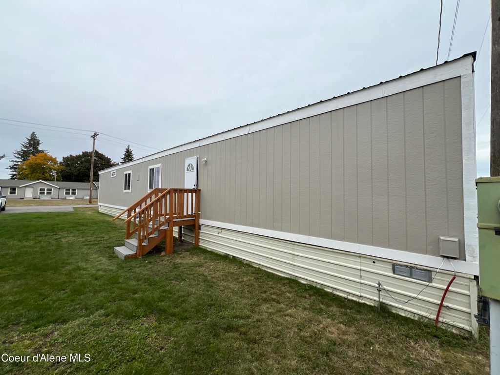 578 W Lake City Ln, Coeur d'Alene, ID 83815 photo 16