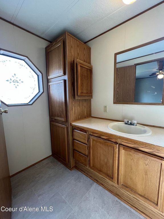 578 W Lake City Ln, Coeur d'Alene, ID 83815 photo 8