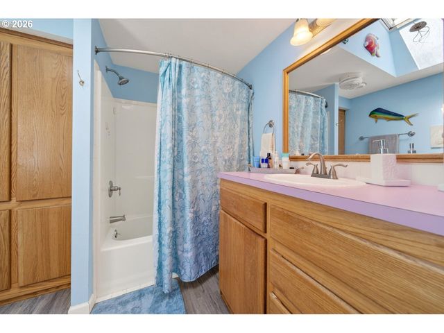 88190 DEW VALLEY Ln, Bandon, OR 97411