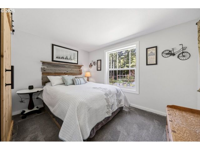 88190 DEW VALLEY Ln, Bandon, OR 97411