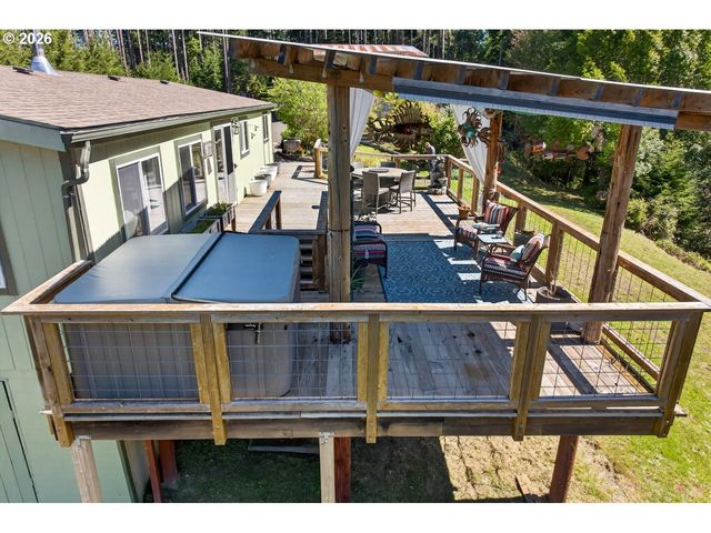 88190 DEW VALLEY Ln, Bandon, OR 97411
